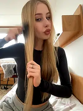 JudithCarly online show from November 26, 10:27 am