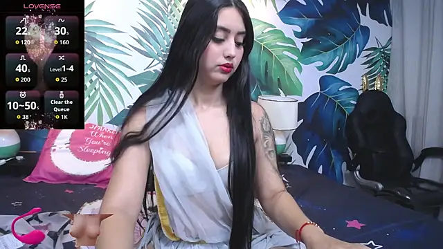 Snapshot of _tahira__ chatting on January 6, 12:31 pm tahira online show from January 6, 12:31 pm