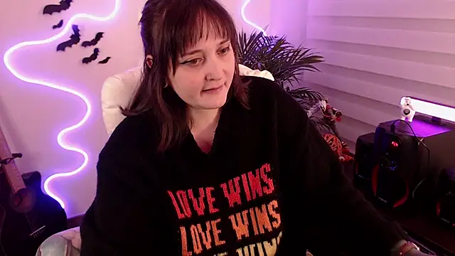 Snapshot of Fallenag666 chatting on October 17, 2:37 am Fallenag666 online show from October 17, 2:37 am