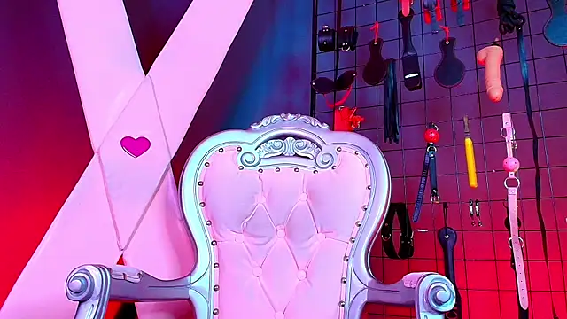 Bela sophie  online show from October 18, 1:01 pm