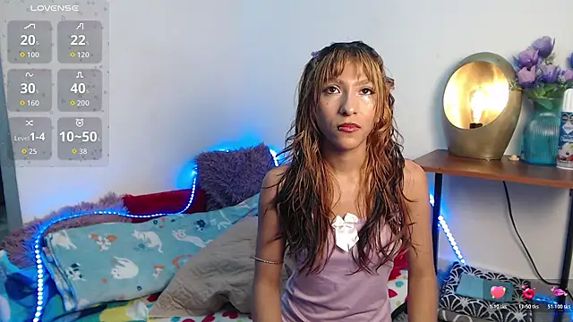 alix kitty online show from June 26, 10:25 pm
