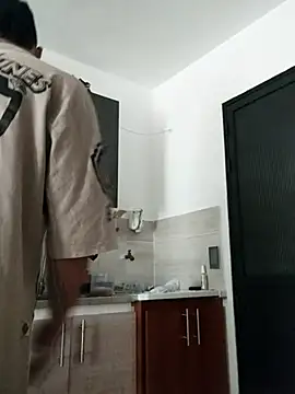 Snapshot of Cev_Am99 chatting on November 24, 7:02 pm Cev Am99 online show from November 24, 7:02 pm