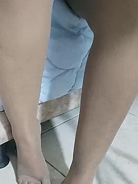 Snapshot of Cev_Am99 chatting on January 31, 7:34 pm Cev Am99 online show from January 31, 7:34 pm