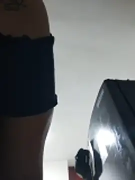 Snapshot of Cev_Am99 chatting on February 4, 10:32 am Cev Am99 online show from February 4, 10:32 am