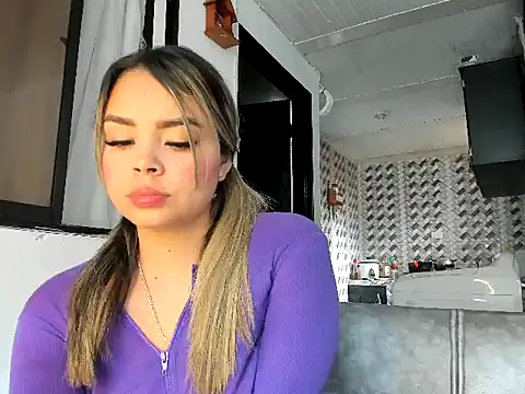 sarita-moree online show from May 13, 1:52 pm