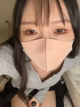 Snapshot of Onami_555 chatting on November 5, 10:26 am Onami 555 online show from November 5, 10:26 am