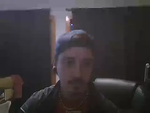 Snapshot of young-big-d chatting on November 2, 2:36 am young-big-d online show from November 2, 2:36 am