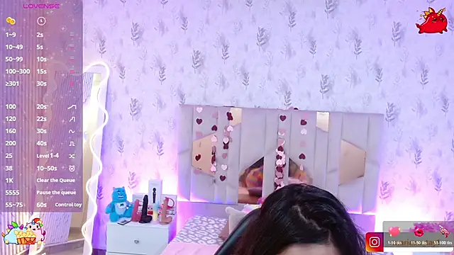 MARIANA TAY1 online show from February 19, 3:35 am