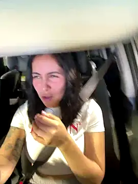 Snapshot of Lolathebaddie chatting on October 21, 3:57 pm Lolathebaddie online show from October 21, 3:57 pm