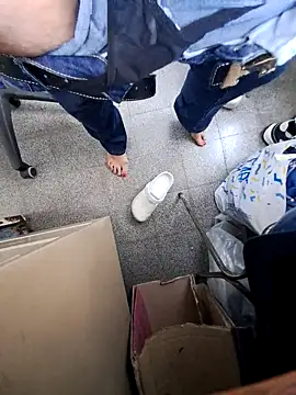 Snapshot of Michelle77_2024 chatting on October 31, 9:43 am Michelle77 2024 online show from October 31, 9:43 am