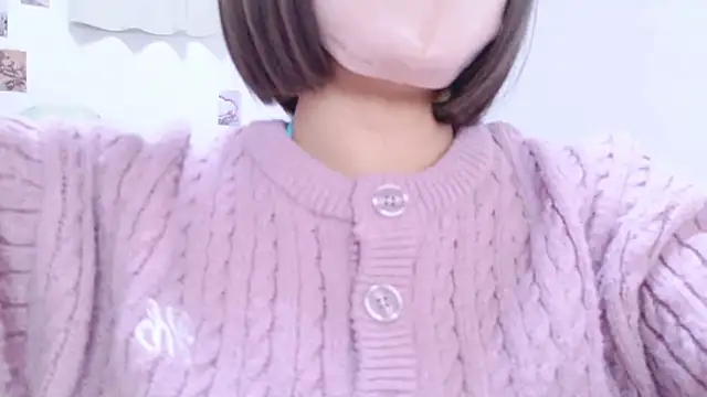 Snapshot of 39_miku chatting on February 8, 7:12 am 39 miku online show from February 8, 7:12 am