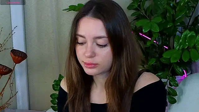 JulliRoss online show from October 24, 5:15 am