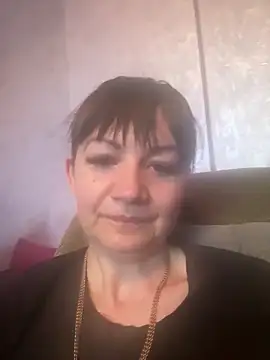 Butterfly8385 online show from March 21, 7:35 am