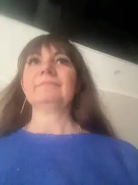 Butterfly8385 online show from March 27, 12:38 pm