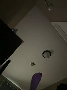 Brooklyn1987 online show from March 31, 7:58 pm