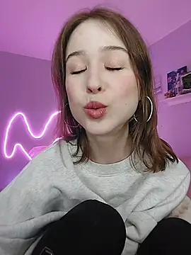 Stacey Will online show from May 4, 8:27 pm
