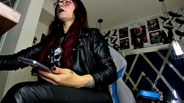 Evangelinejoness  online show from February 2, 11:42 am