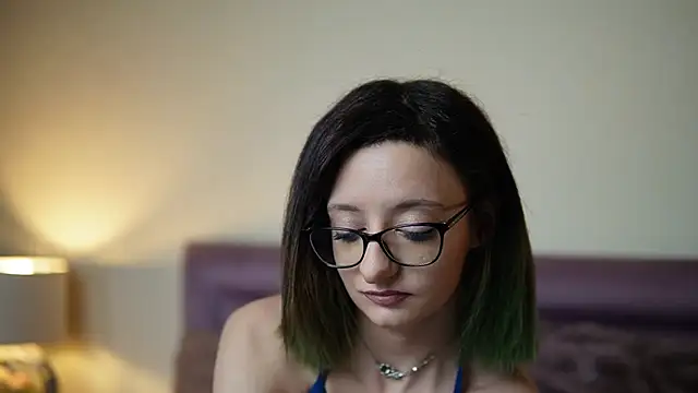 JoelleApril online show from May 12, 8:06 pm