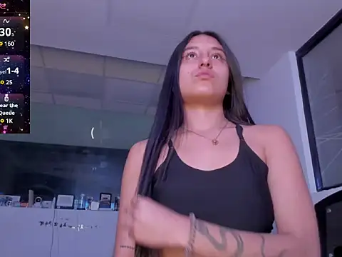 princesstina- online show from November 13, 9:36 pm