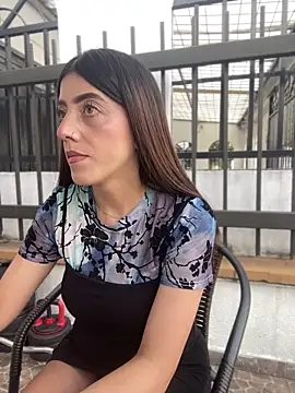 ElectraPink  online show from November 5, 12:38 pm