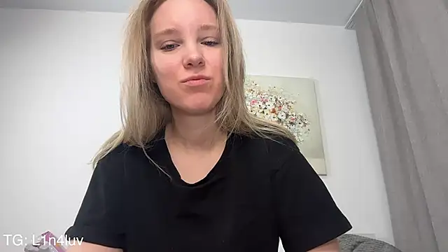 AIicaparkerc online show from February 23, 4:43 am