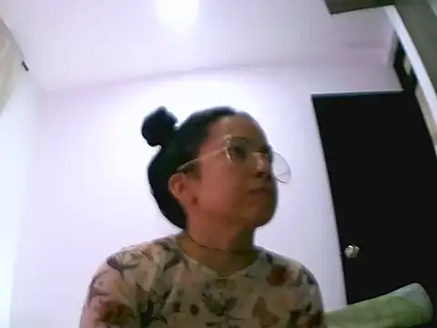 chiarafus0 online show from November 1, 5:59 pm