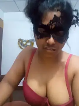 Snapshot of Expose_Queen chatting on April 8, 5:02 pm Expose Queen online show from April 8, 5:02 pm