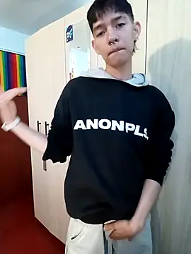 heyy noah11 online show from October 26, 1:22 am