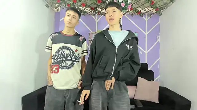 heyy noah11 online show from March 15, 1:28 pm