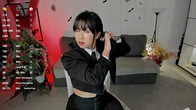 Erika Kim online show from October 30, 6:37 am