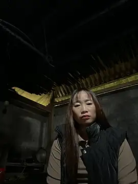 Snapshot of Maymay__ chatting on October 22, 2:23 am Maymay   online show from October 22, 2:23 am