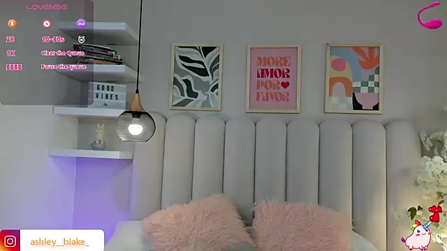 Isabella  gonzalez  online show from December 2, 3:34 am