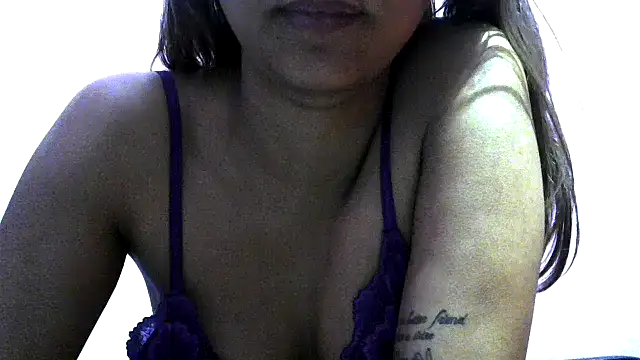 Snapshot of sanskari_girl chatting on February 26, 2:38 pm sanskari girl online show from February 26, 2:38 pm