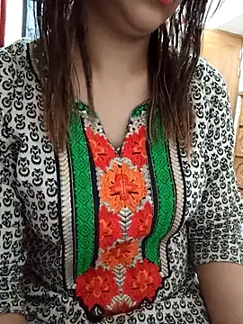 Snapshot of Tanha18 chatting on May 11, 4:04 pm Tanha18 online show from May 11, 4:04 pm