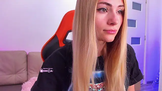 Snapshot of passionka chatting on November 4, 2:32 am passionka online show from November 4, 2:32 am