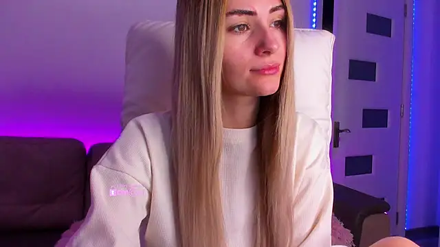 Snapshot of passionka chatting on December 23, 12:19 am passionka online show from December 23, 12:19 am