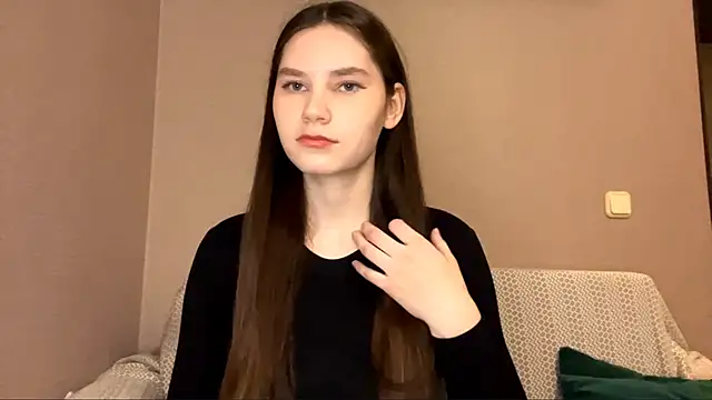 KaseyByczek online show from October 11, 4:05 pm