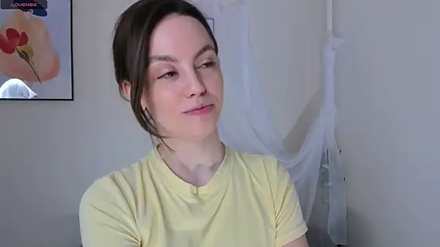 sweet and flirt online show from March 3, 6:52 am