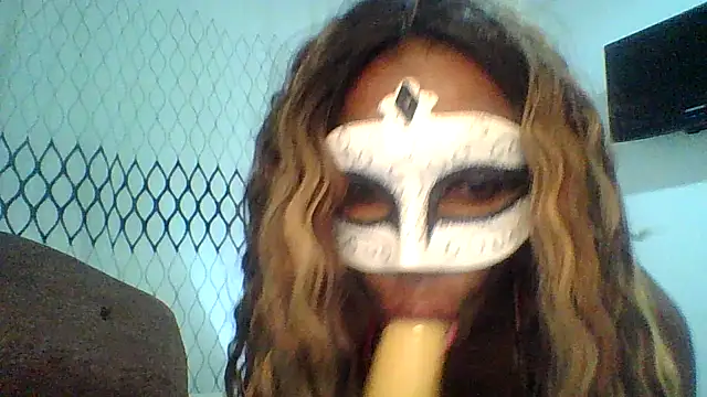 Snapshot of wchocolate chatting on October 19, 3:56 pm wchocolate online show from October 19, 3:56 pm