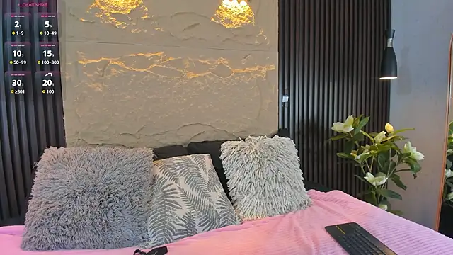 GenesisBlaze online show from February 6, 7:39 pm