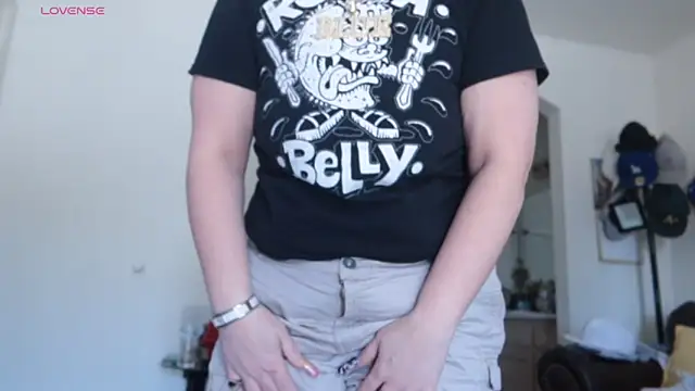 Snapshot of BellaBlueBBW chatting on February 14, 5:46 pm BellaBlueBBW online show from February 14, 5:46 pm