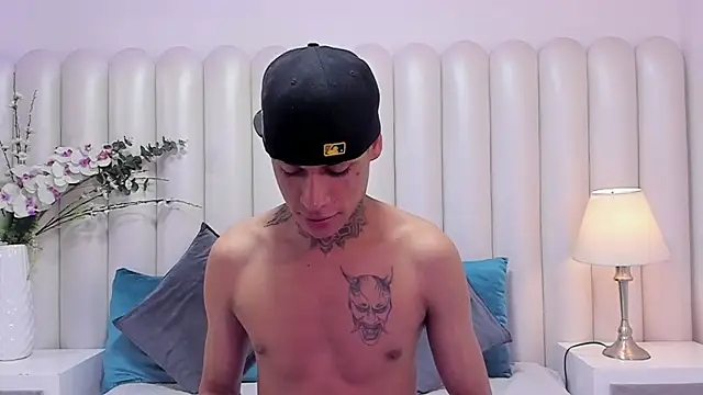 GaelCarter online show from October 22, 4:24 am