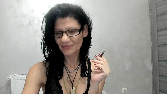 SweetSin40 online show from December 3, 8:18 pm