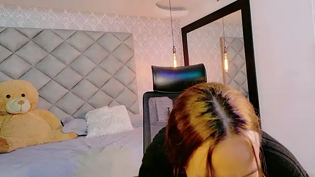 CARO ADAMS1 online show from February 3, 11:04 am