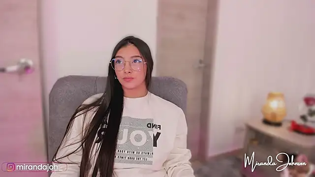 MirandaJohnson  online show from October 25, 12:34 pm