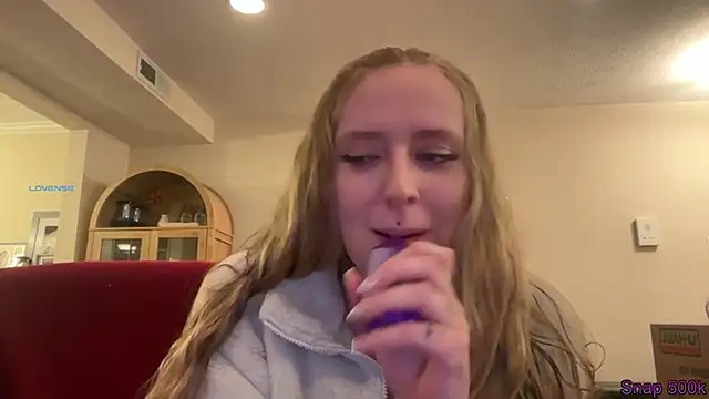 Snapshot of Pattyworld69 chatting on February 10, 11:09 pm Pattyworld69 online show from February 10, 11:09 pm