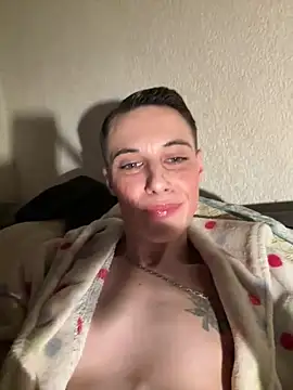 Snapshot of fresh-laD chatting on March 14, 12:39 am fresh-laD online show from March 14, 12:39 am