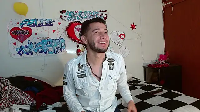 picante70  online show from December 22, 11:07 am