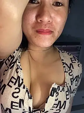 TranOanh999 online show from October 16, 10:38 am
