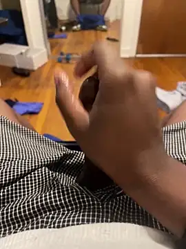 Snapshot of leatherblackface chatting on April 4, 10:18 pm leatherblackface online show from April 4, 10:18 pm